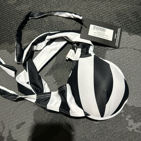 Princess Polly Black and White Striped Bikini Top - Picture 3 of 5
